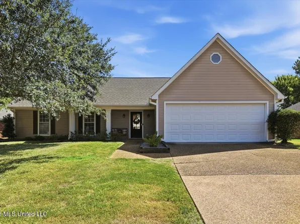 6016 Hawthorne Hill Rd, Flowood, MS 39232