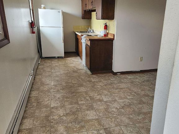 2nd image of 109 1st St N #1