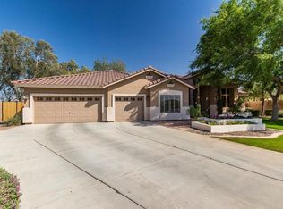 681 E Constitution Dr, Gilbert, AZ 85296