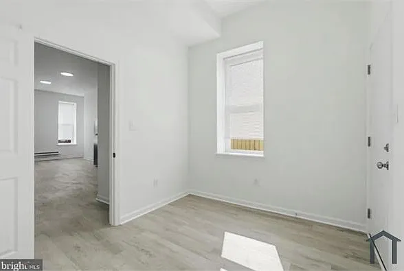 2528 Page St — Photo 5