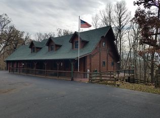 7333 E Grist Mill Rd, Chana, IL 61015