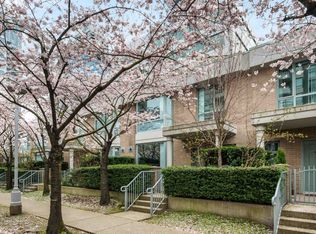 1889 Rosser Ave #Townhouse 4, Burnaby, BC