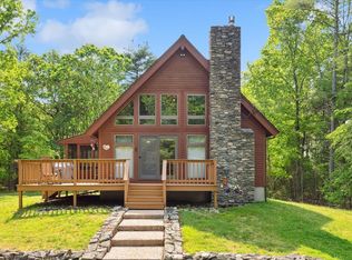 16 Cranberry Dr, Assonet, MA 02702