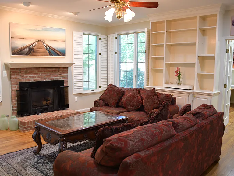 1207 Artnauman Ct — Photo 20