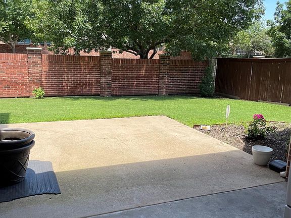 4th image of 2756 Portside Dr