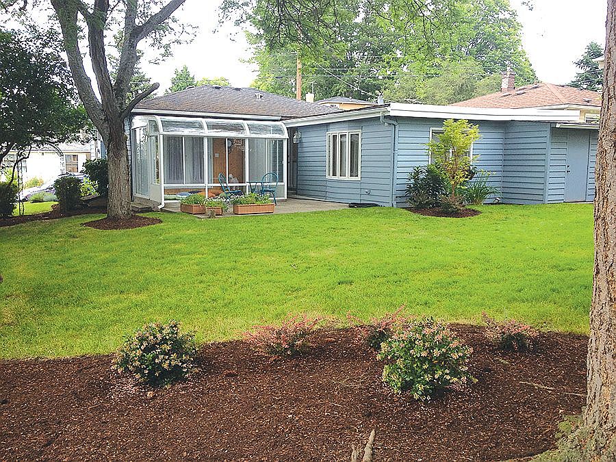 1st image of 10236 NE 65th St