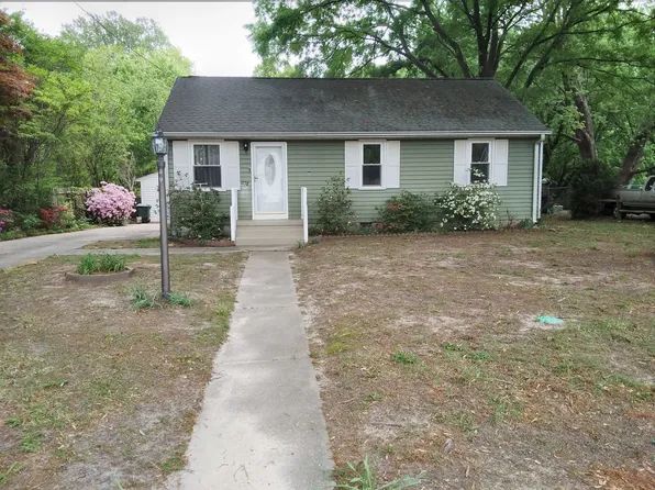 1178 Richwine Dr, Williamsburg, VA 23185