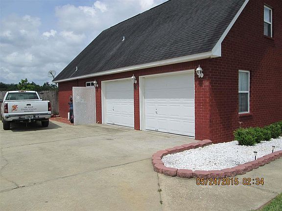3rd image of 538 Pinebrook Cir