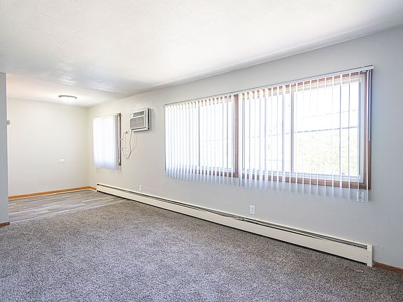 2nd image of 4055 Lyndale Ave N APT 2