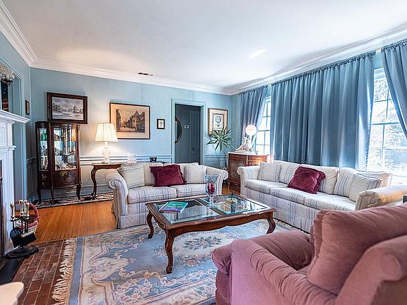 5th image of 15351 Cohasset St