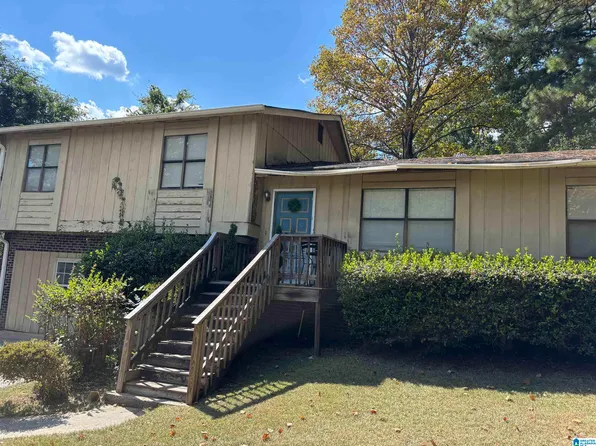 3520 Ridgeview Dr, Irondale, AL 35210