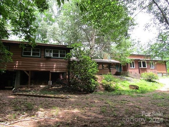 2nd image of 118 Dogwood Dr
