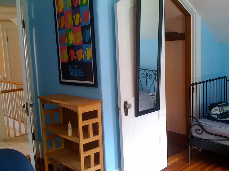 39 Varick Rd — Photo 3