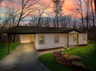 3672 Hidden Pond Dr, Gainesville, GA 30506