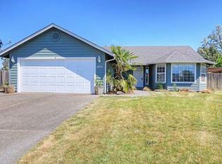 2877 Galaxy Way, Grants Pass, OR 97527