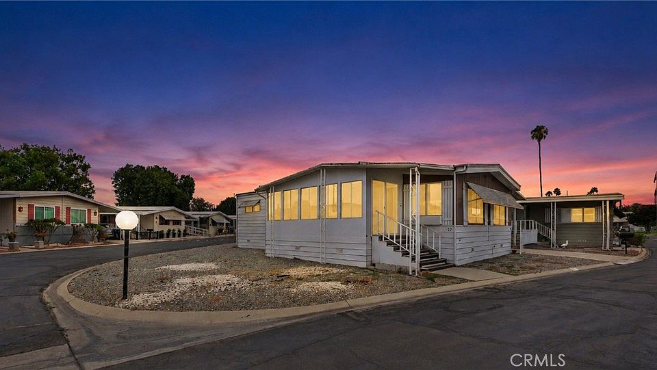 1st image of 9391 California Ave #17
