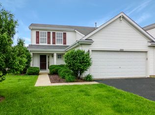 1222 Cape Cod Ln, Hampshire, IL 60140