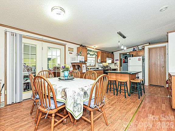5th image of 9836 Southwinds Dr