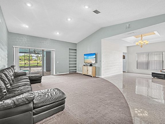 3rd image of 11340 SW 1st Street