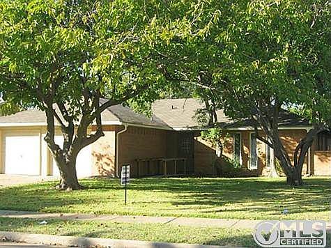 1st image of 1613 Hillwood Dr