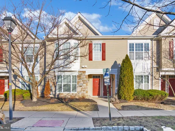 409 Degas Ct, Williamstown, NJ 08094