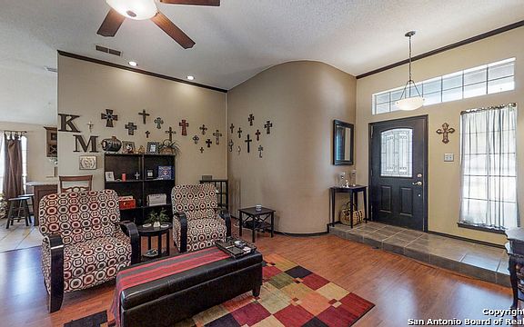 5th image of 9534 Maidenstone Dr