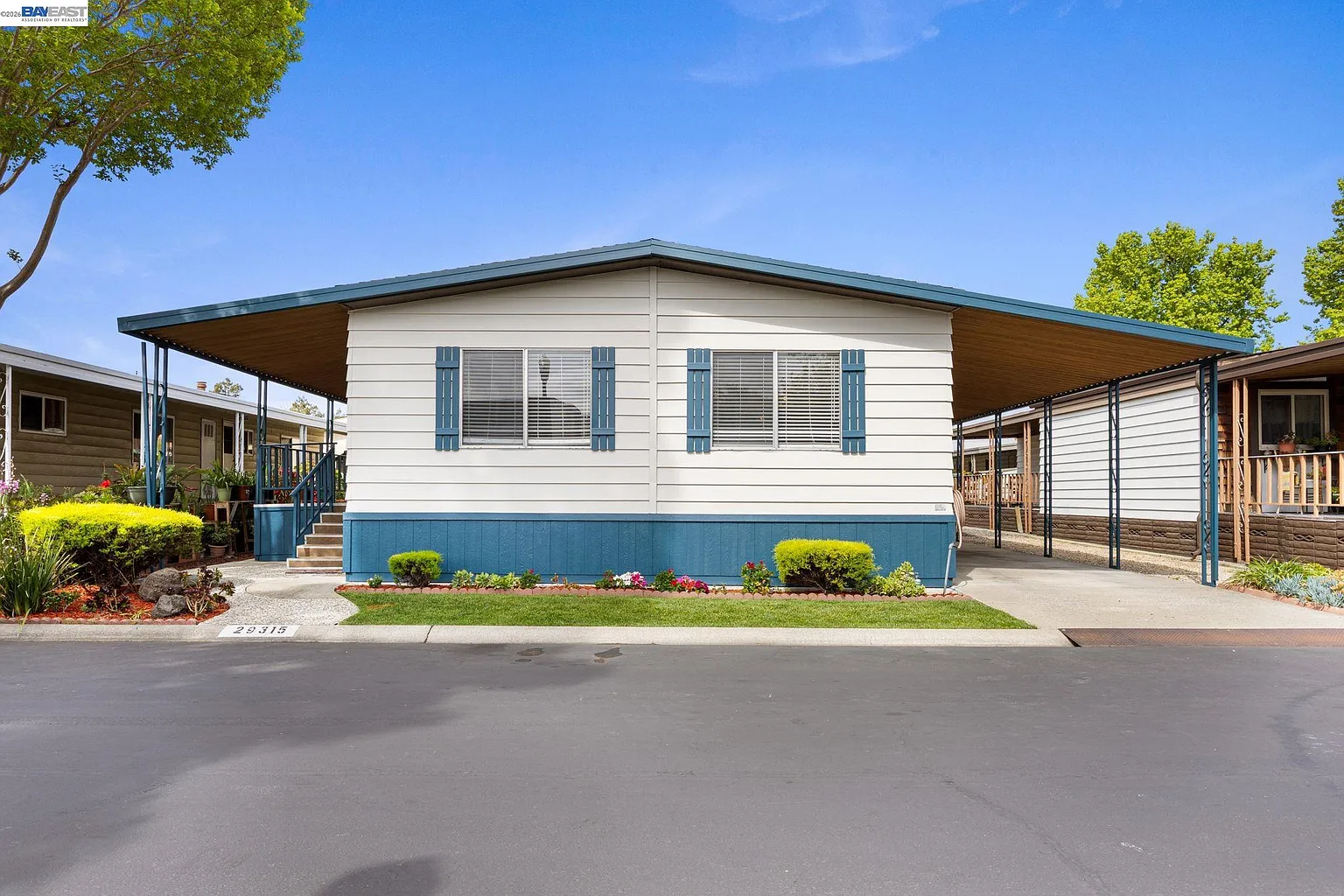 29315 Harpoon Way photo 1
