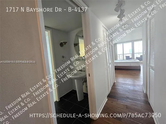1717 N Bayshore Dr #B-4137 — Photo 11