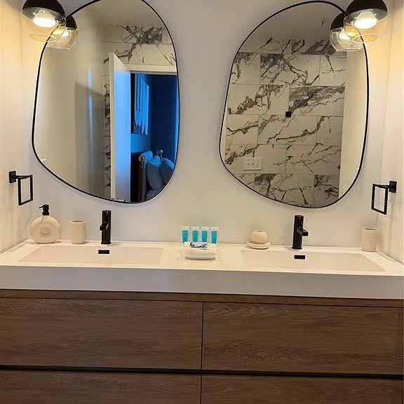 525 E Jackson St #305 — Photo 14