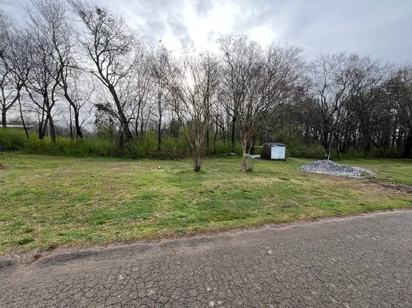 3701 River Rd, Muscle Shoals, AL