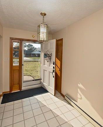 4th image of 2033 Tillage Ln
