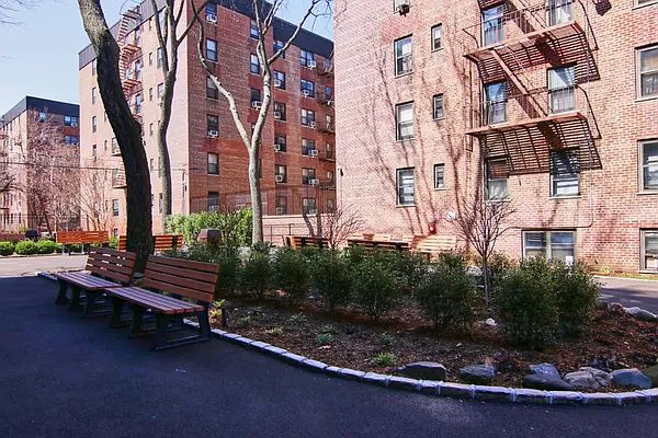 1st image of 32-22 92nd St APT 504