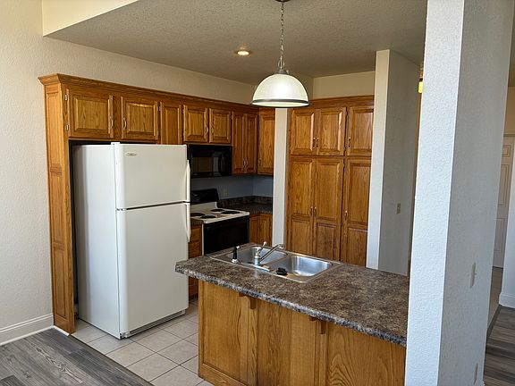 4th image of 726 S 9th St Suite 7