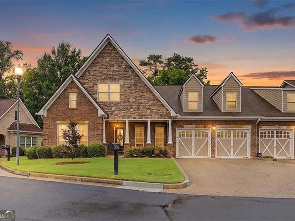 2327 Sandy Oaks Dr, Marietta, GA 30066