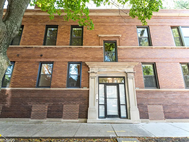 5031 N Winchester Ave #2 — Photo 10