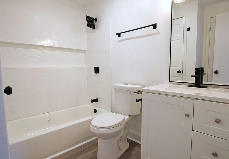 2819 Broadview Dr NW — Photo 9