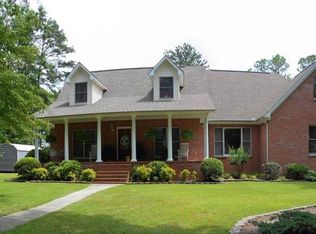 208 Merchant Dr, Rainbow City, AL 35906