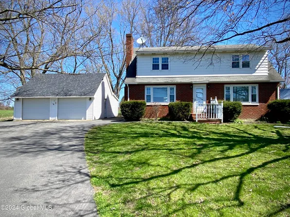 20 Calhoun Drive, Troy, NY 12182