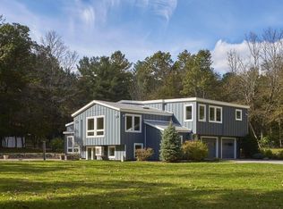 54 Country Corners Rd, Wayland, MA 01778
