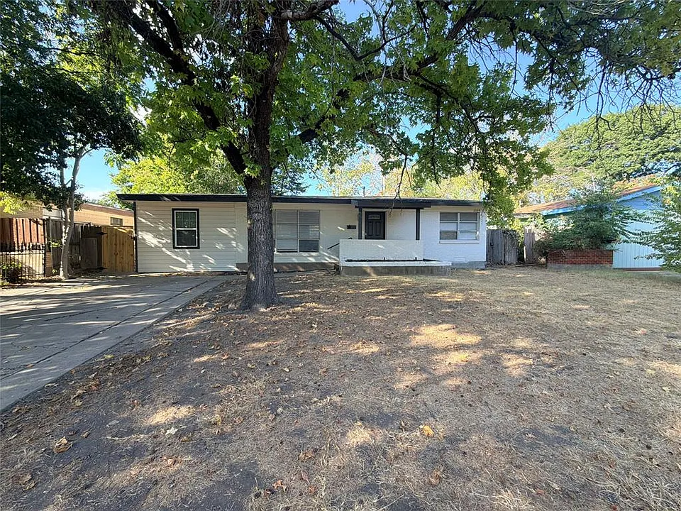 2309 Ballycastle Dr