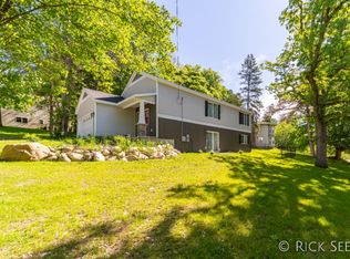 113 James St, Lowell, MI 49331