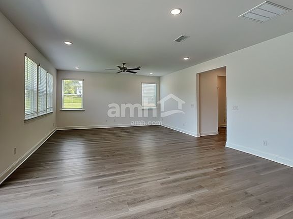 4th image of 1128 Livengood Way