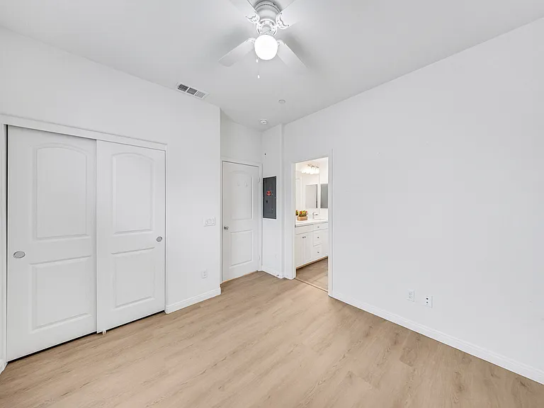10532 Wilding Dr — Photo 9