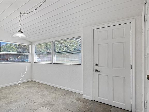 3rd image of 4634 9th Ave S