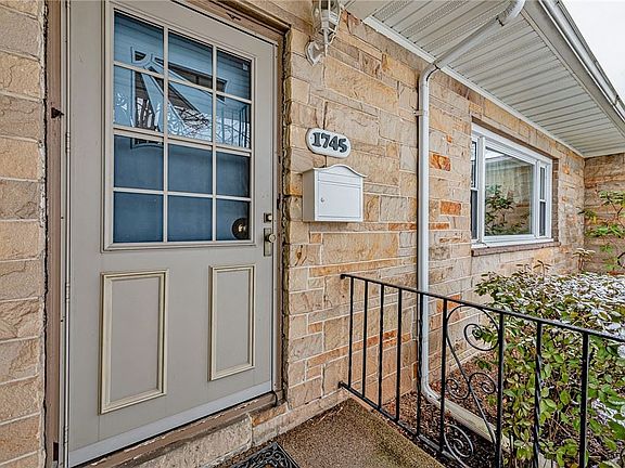 4th image of 1745 Shelburne Pl