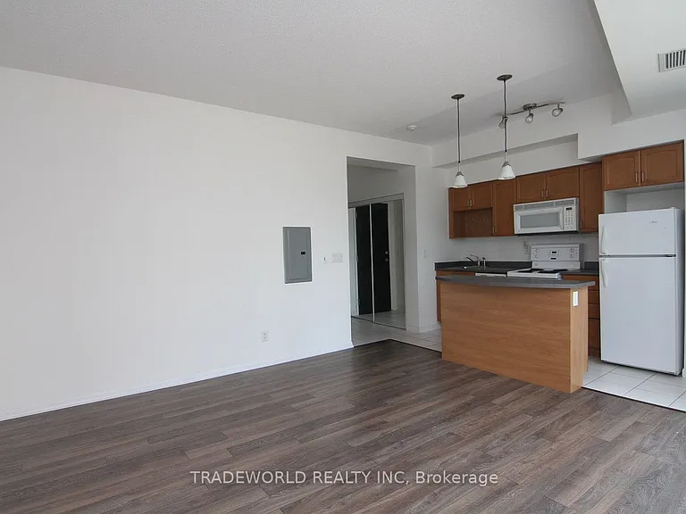 18 Yonge St #1604 — Photo 5