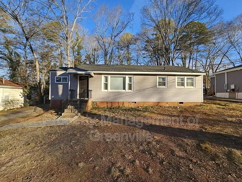 3 bed, 1.0 bath, $1,395 — Photo 4