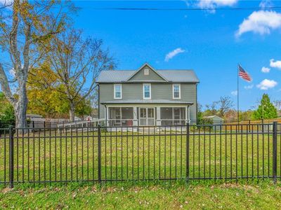 1406 E Main St, Graham, NC, 27253
