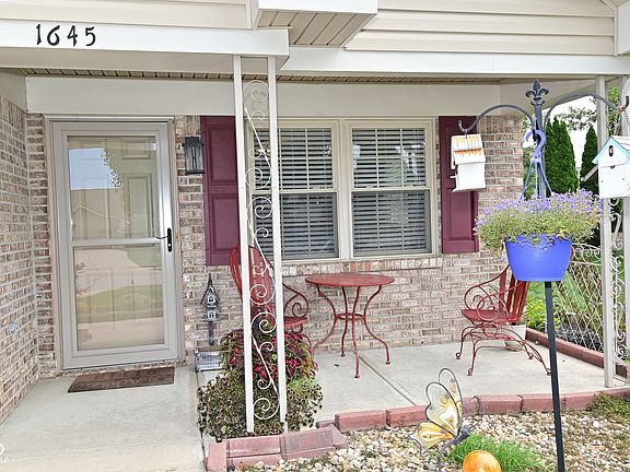3rd image of 1645 Vidalia Ct