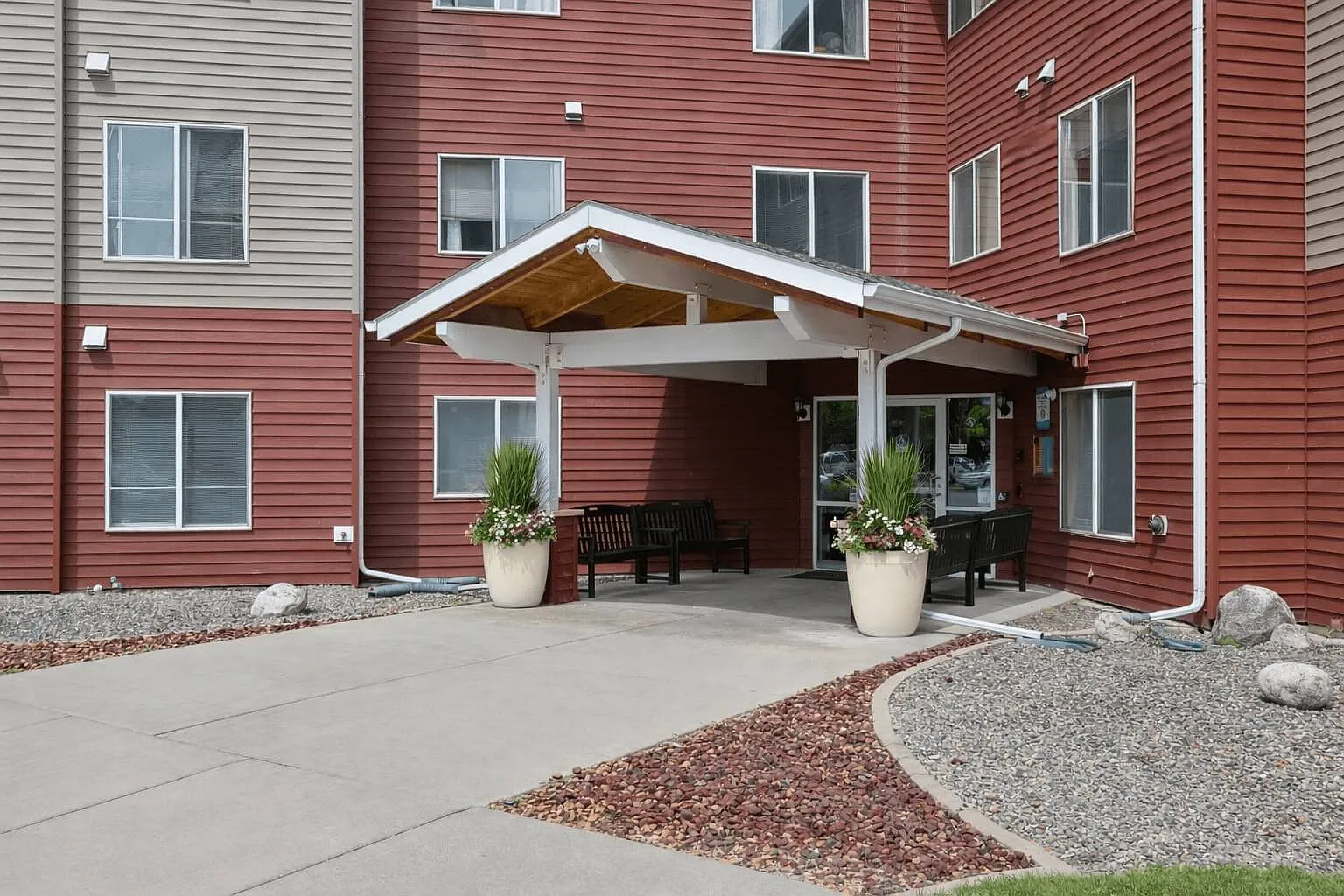 Central Court Village — Photo 3